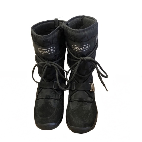 Coach Black ‘Sela’ Signature C Suede Snow Boots, Sz 7 - Picture 9 of 14